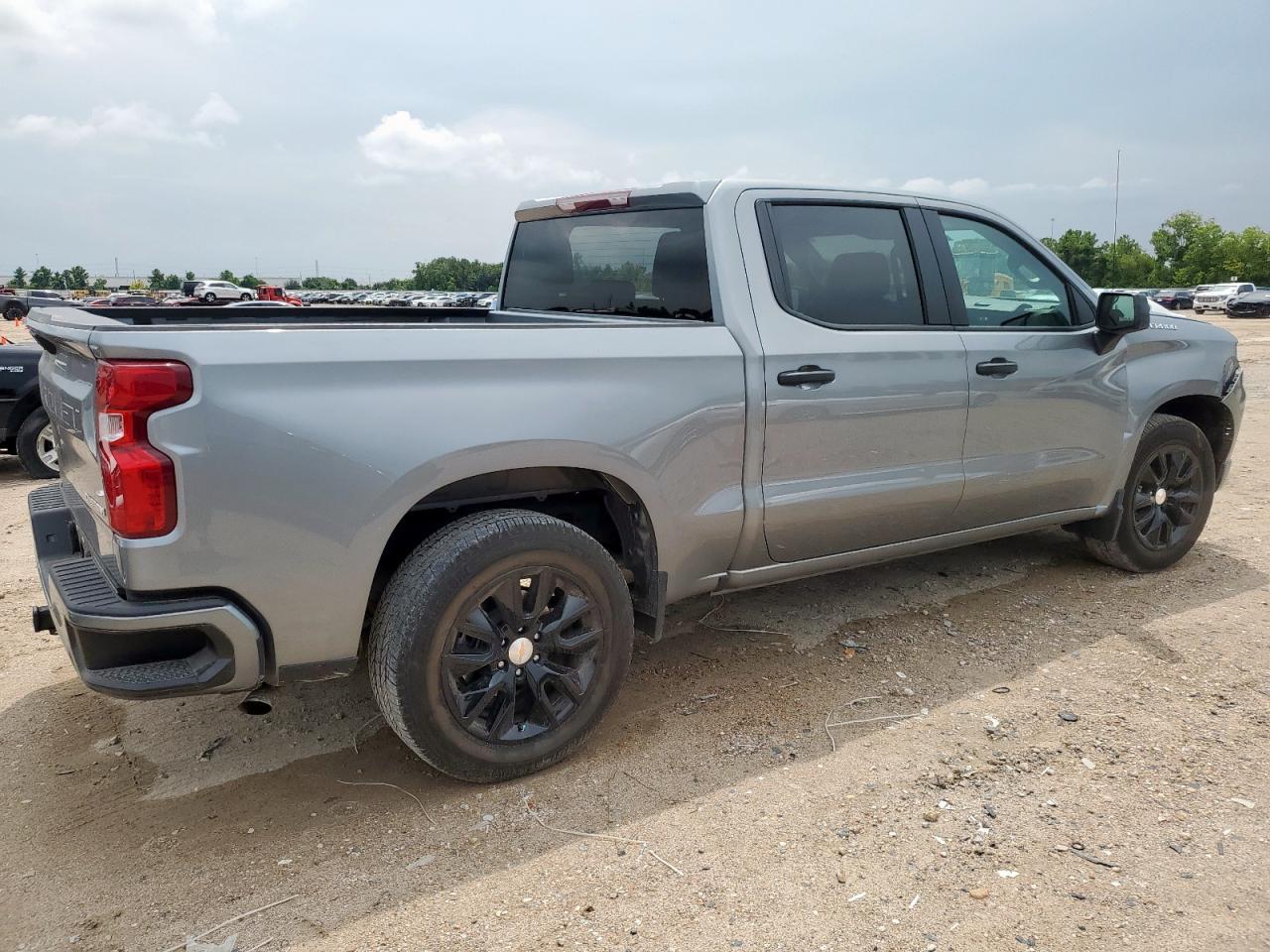 2025 CHEVROLET Silverado