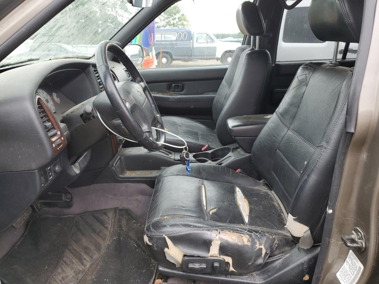 2001 NISSAN PATHFINDER