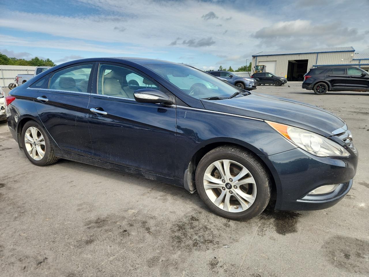 2011 HYUNDAI SONATA
