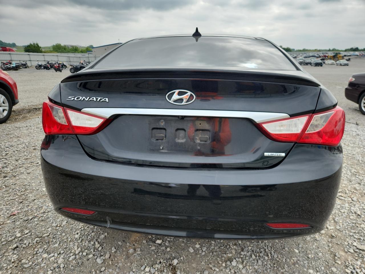 2013 HYUNDAI SONATA