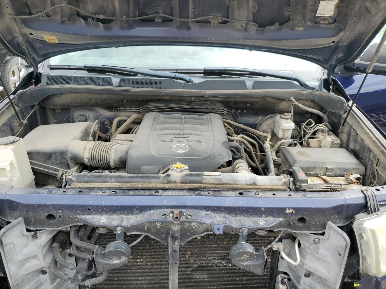 2011 TOYOTA TUNDRA