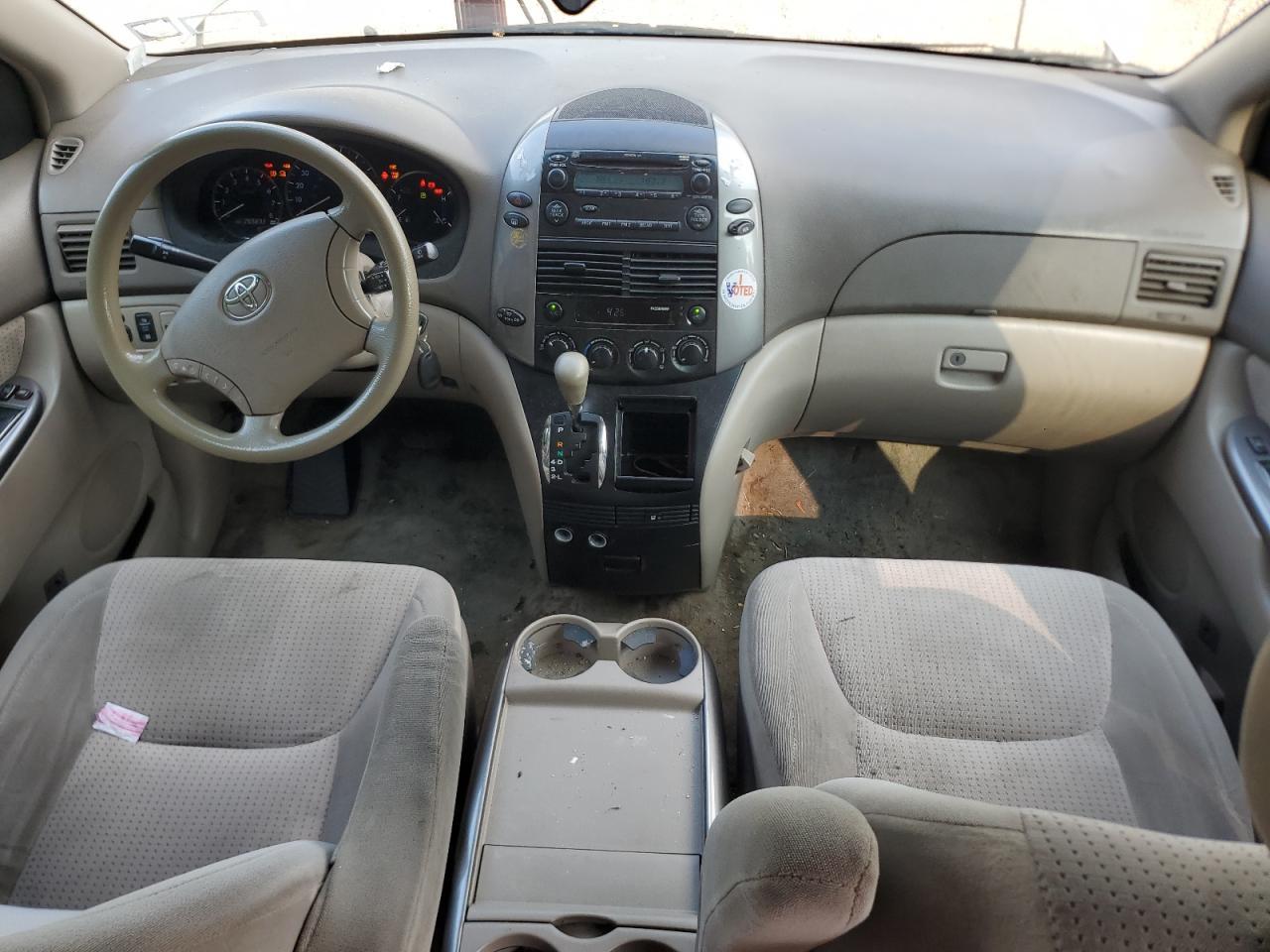2008 TOYOTA SIENNA