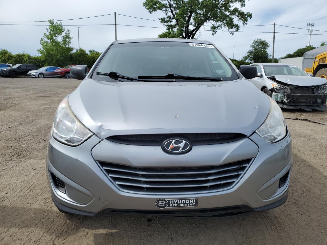 2010 HYUNDAI TUCSON