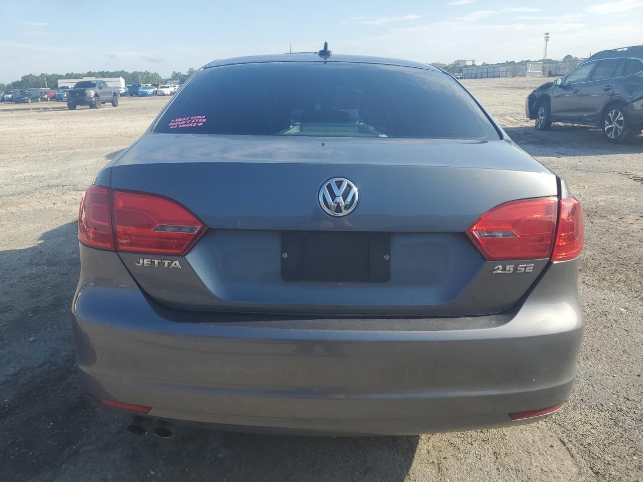 2013 VOLKSWAGEN JETTA