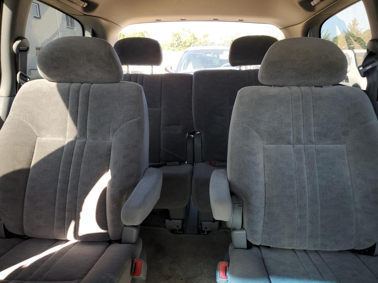 2003 TOYOTA SIENNA