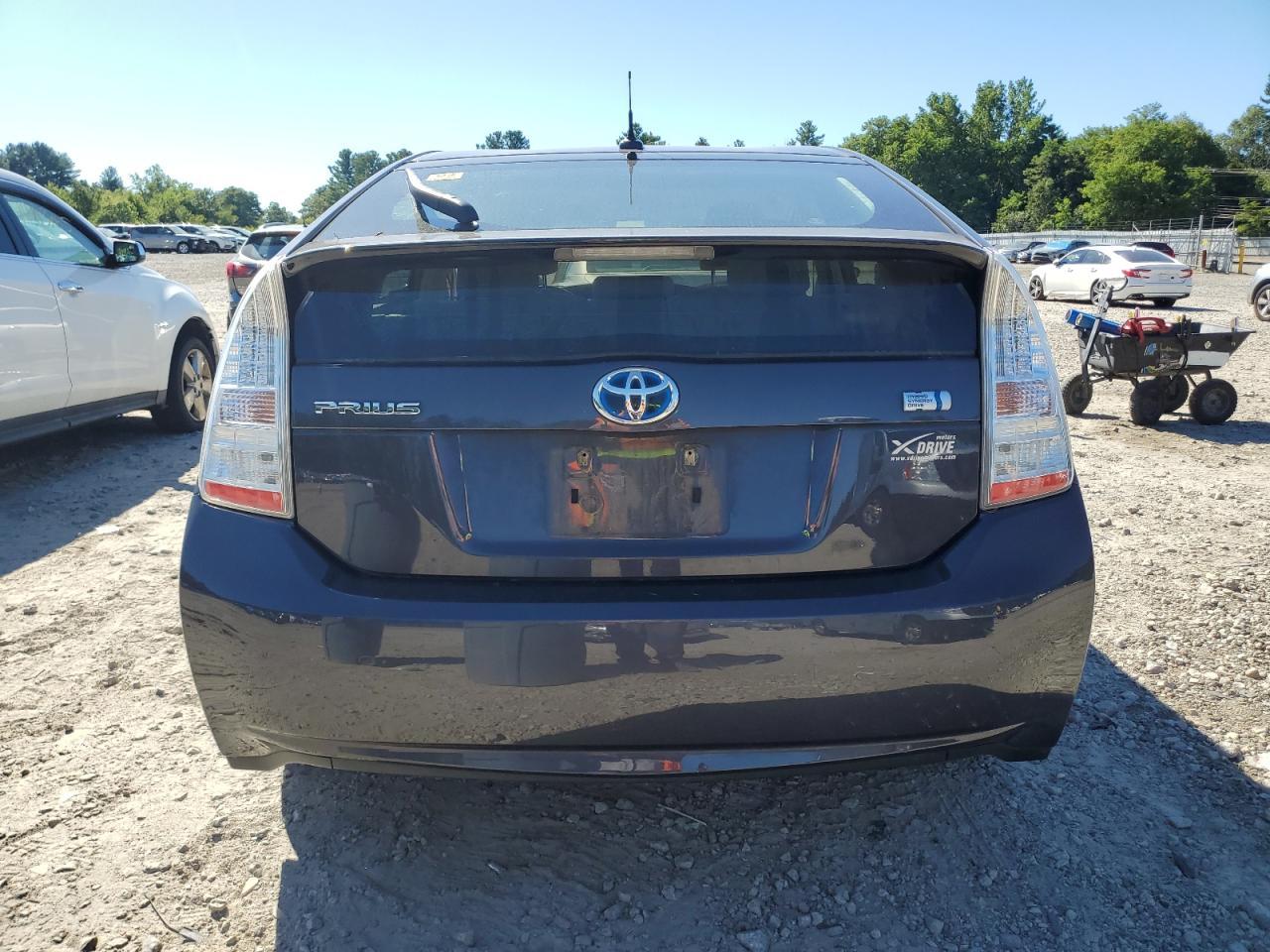 2011 TOYOTA PRIUS