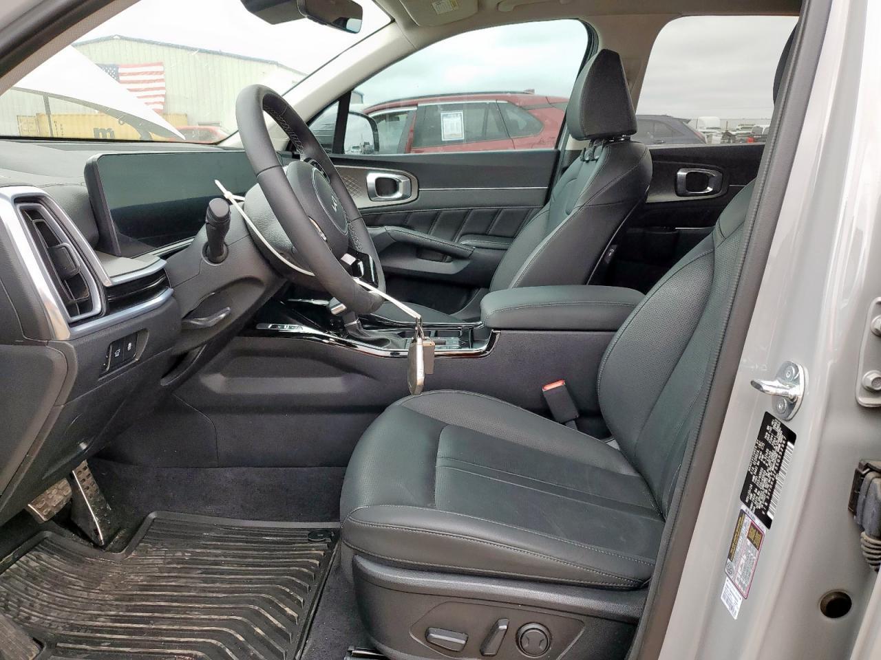 2025 KIA SORENTO