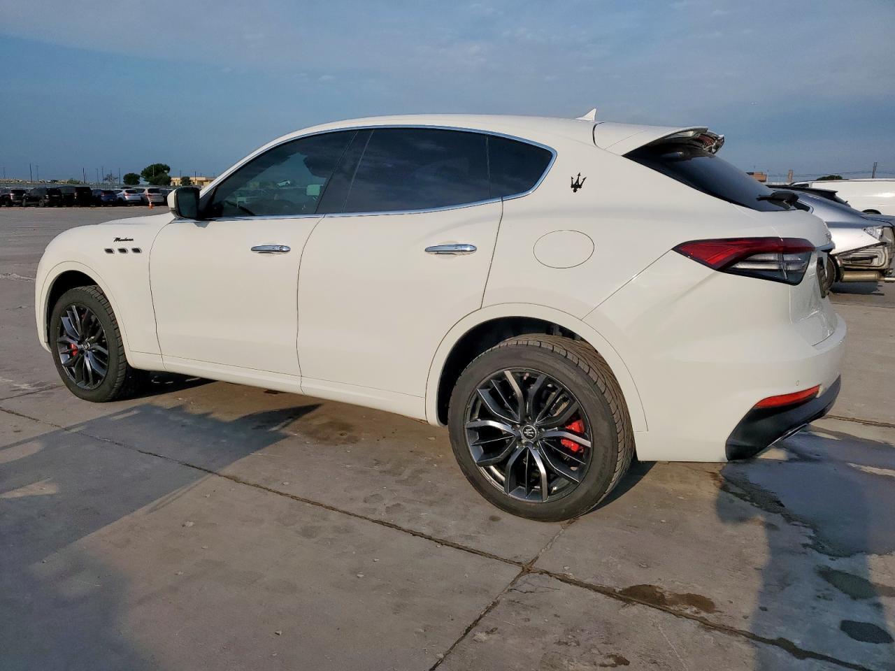 2022 MASERATI Levante