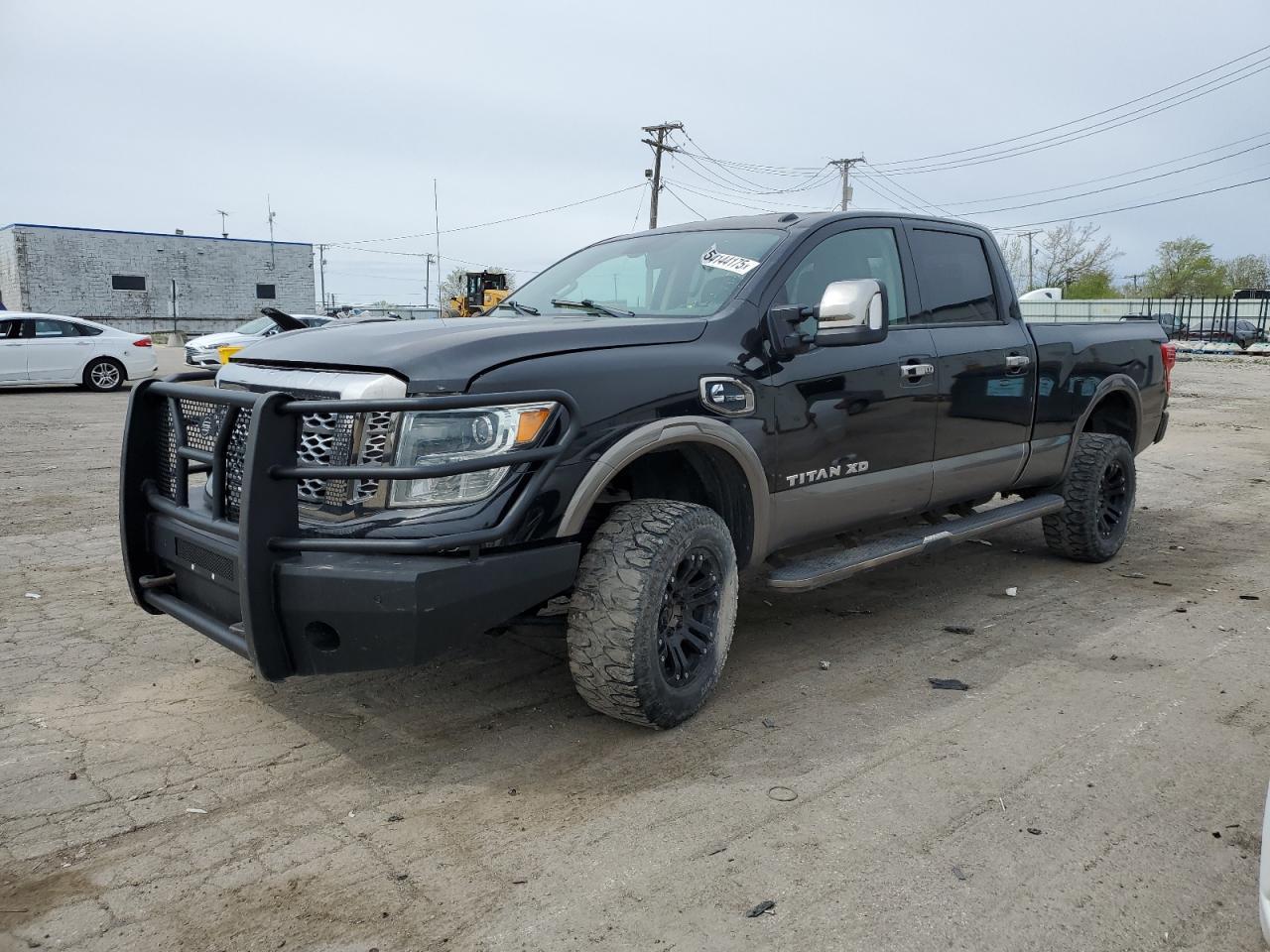 2016 NISSAN Titan