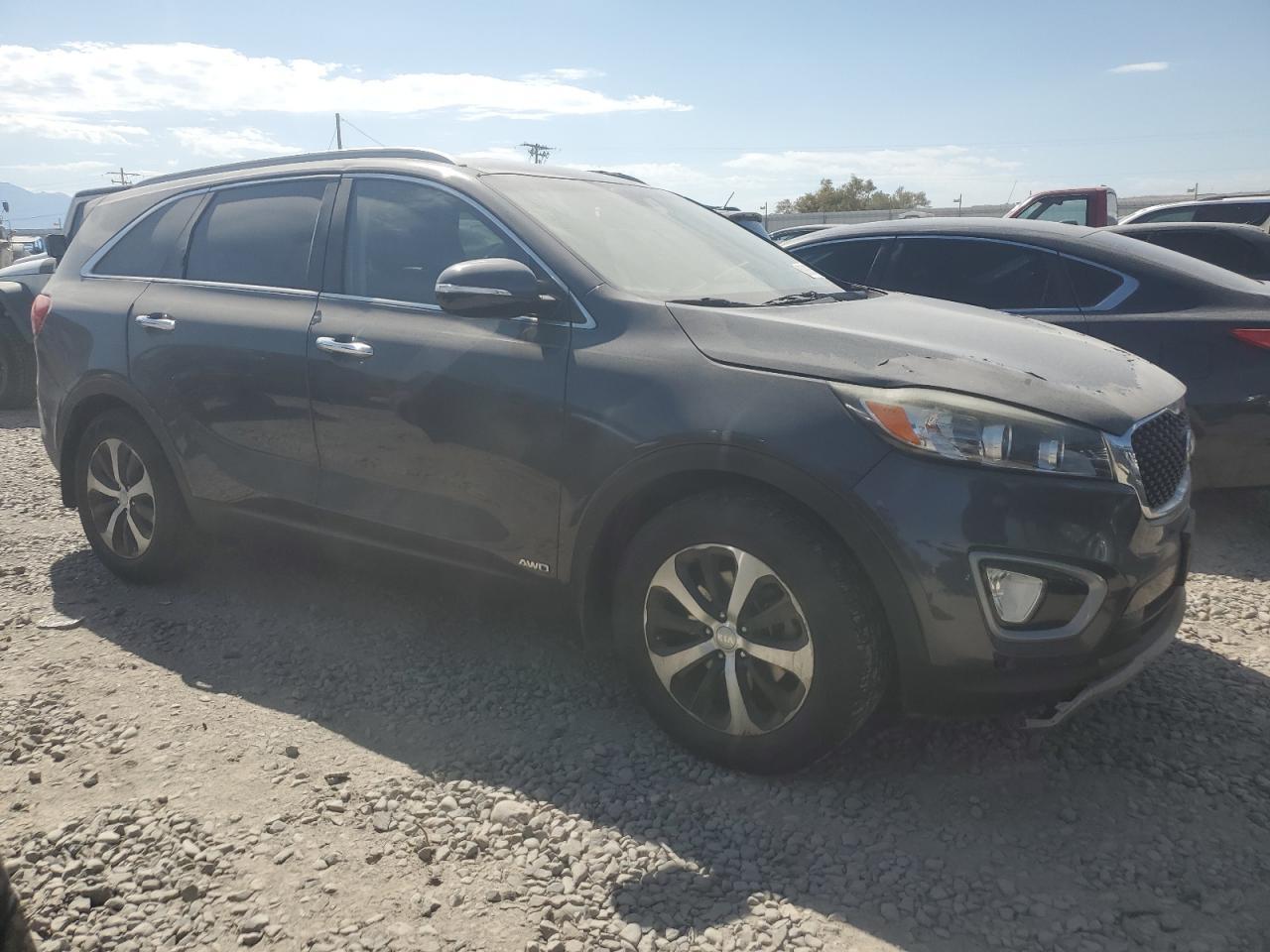 2016 KIA SORENTO