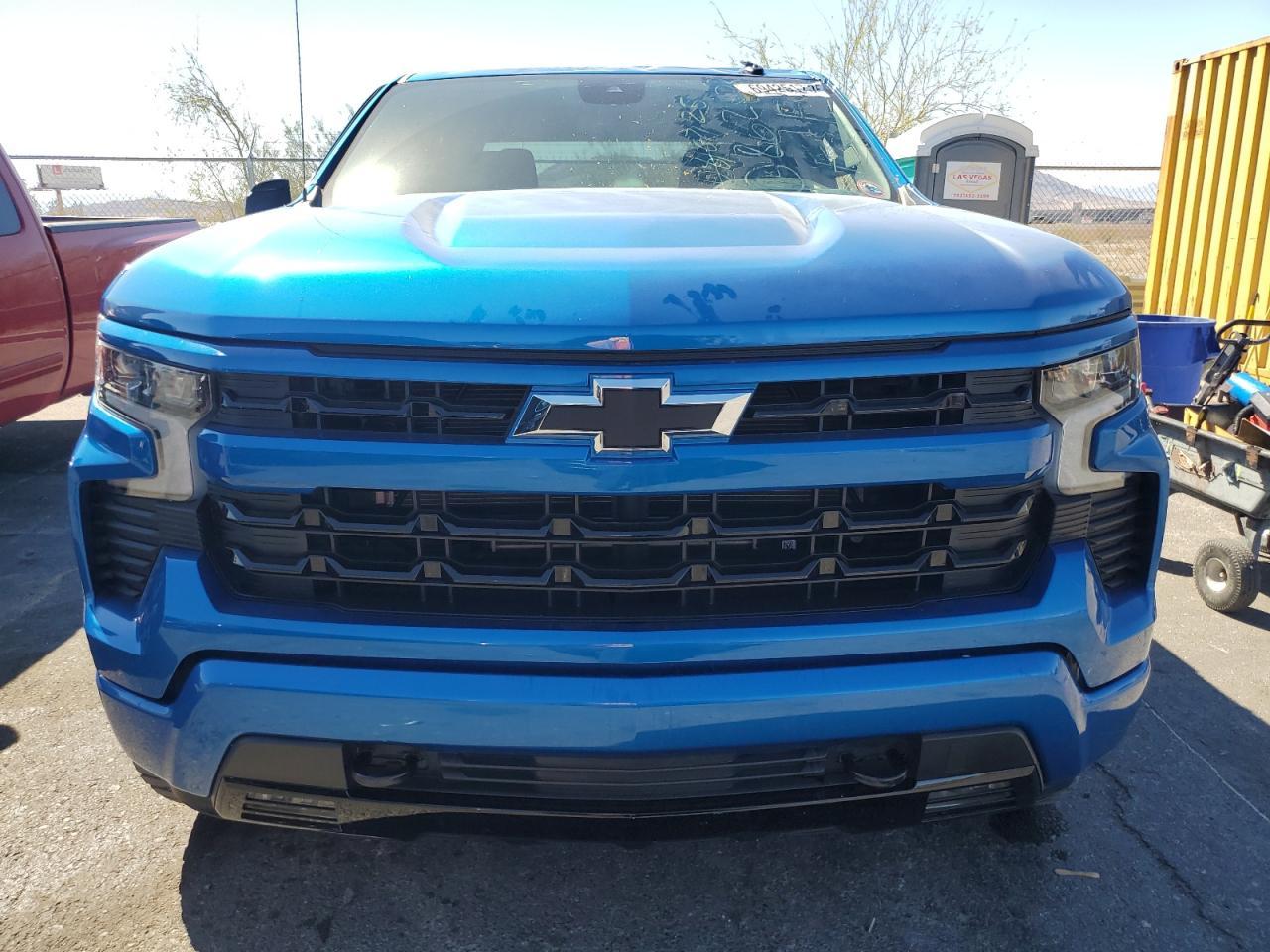 2024 CHEVROLET Silverado