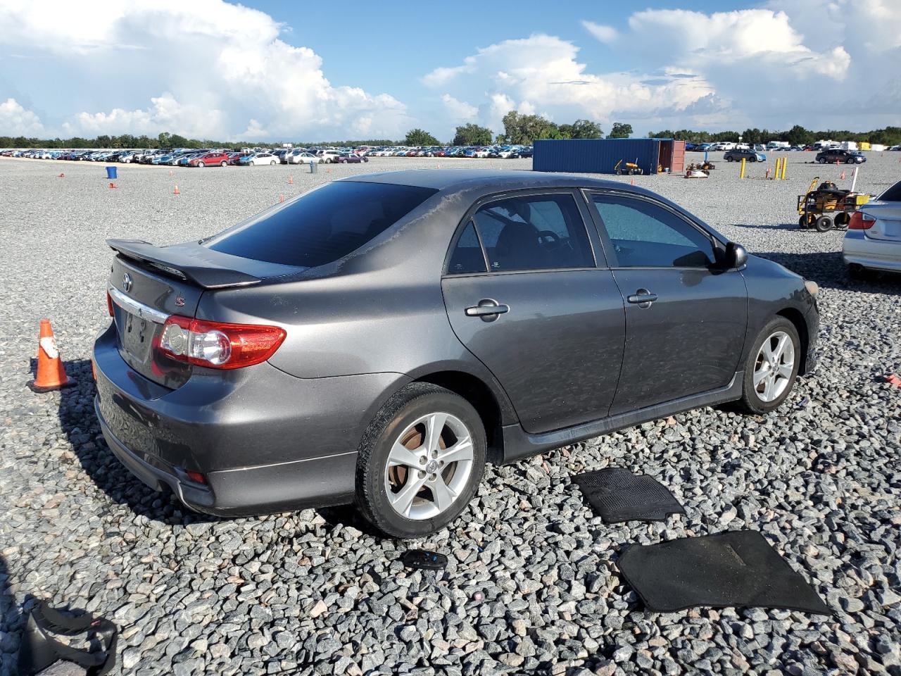 2013 TOYOTA COROLLA