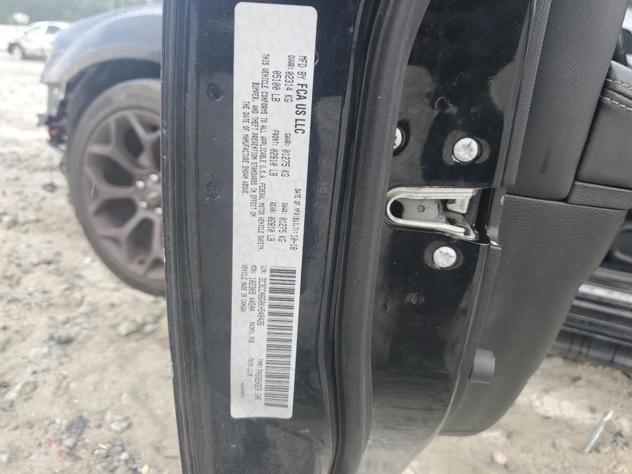 2019 CHRYSLER 300