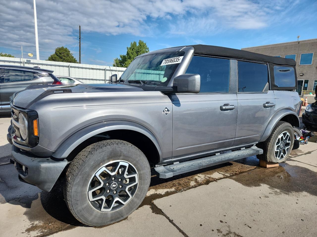2023 FORD Bronco