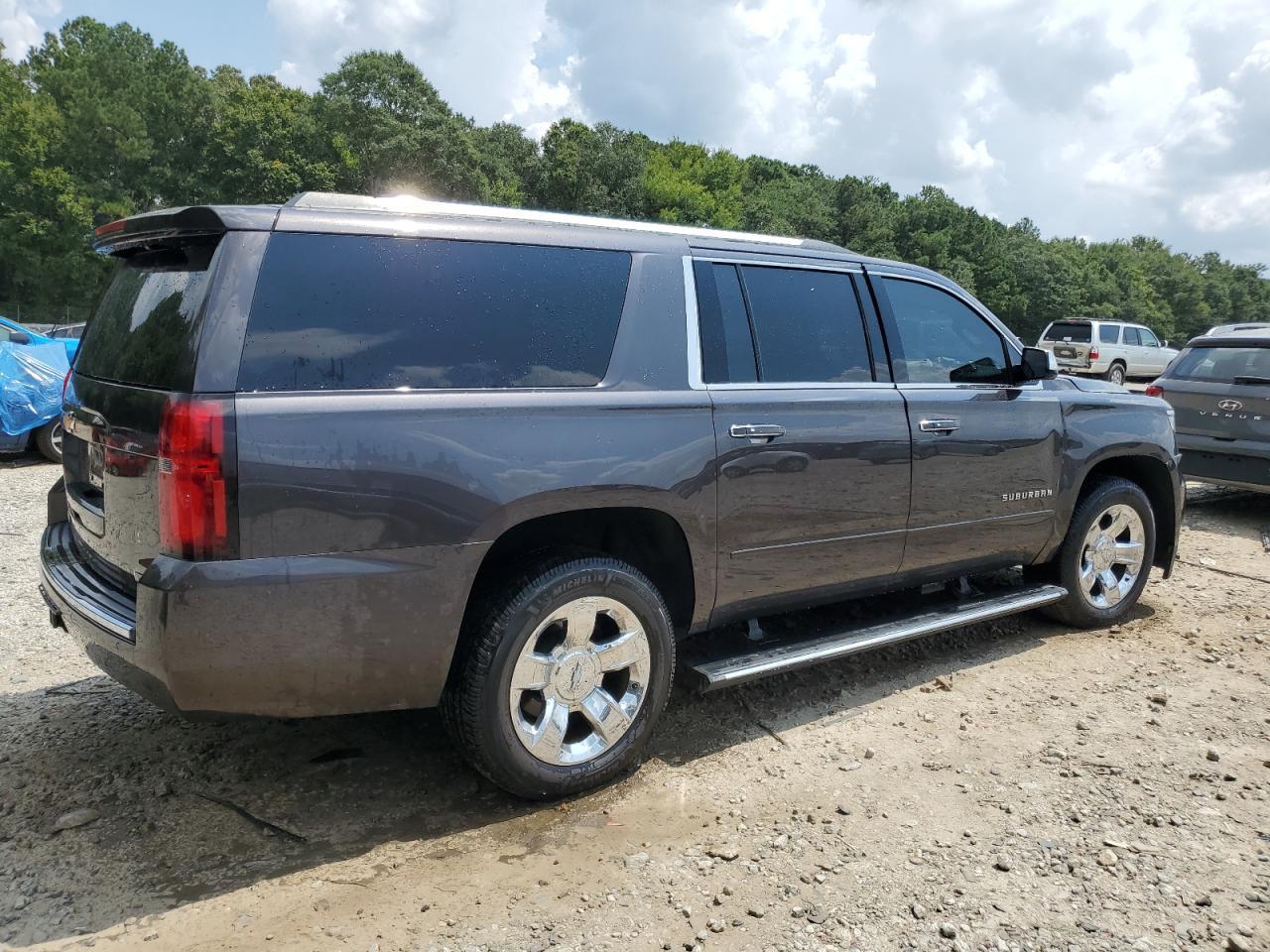 2018 CHEVROLET Suburban