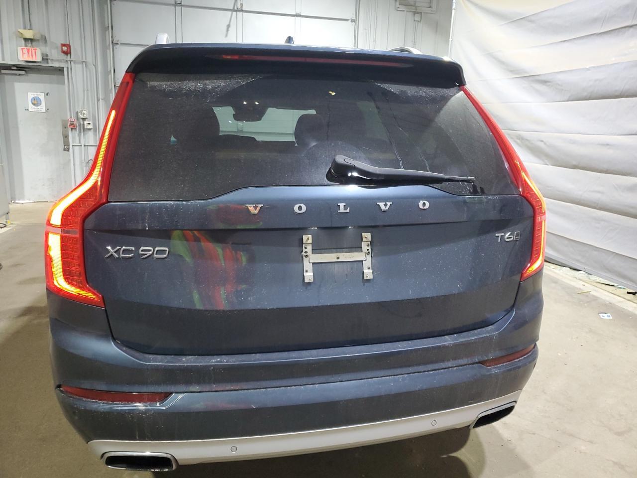 2019 VOLVO XC90