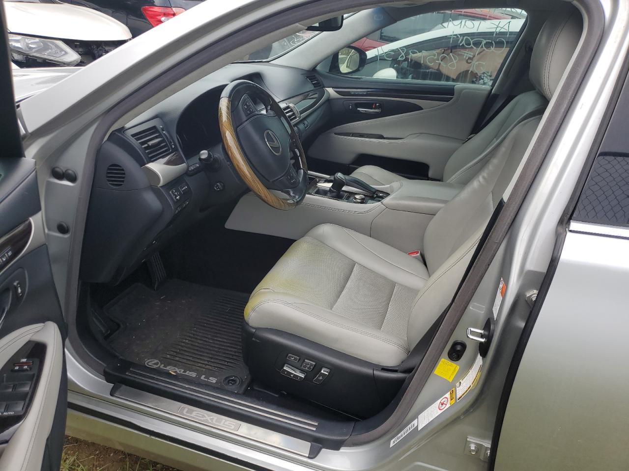2015 LEXUS LS 460