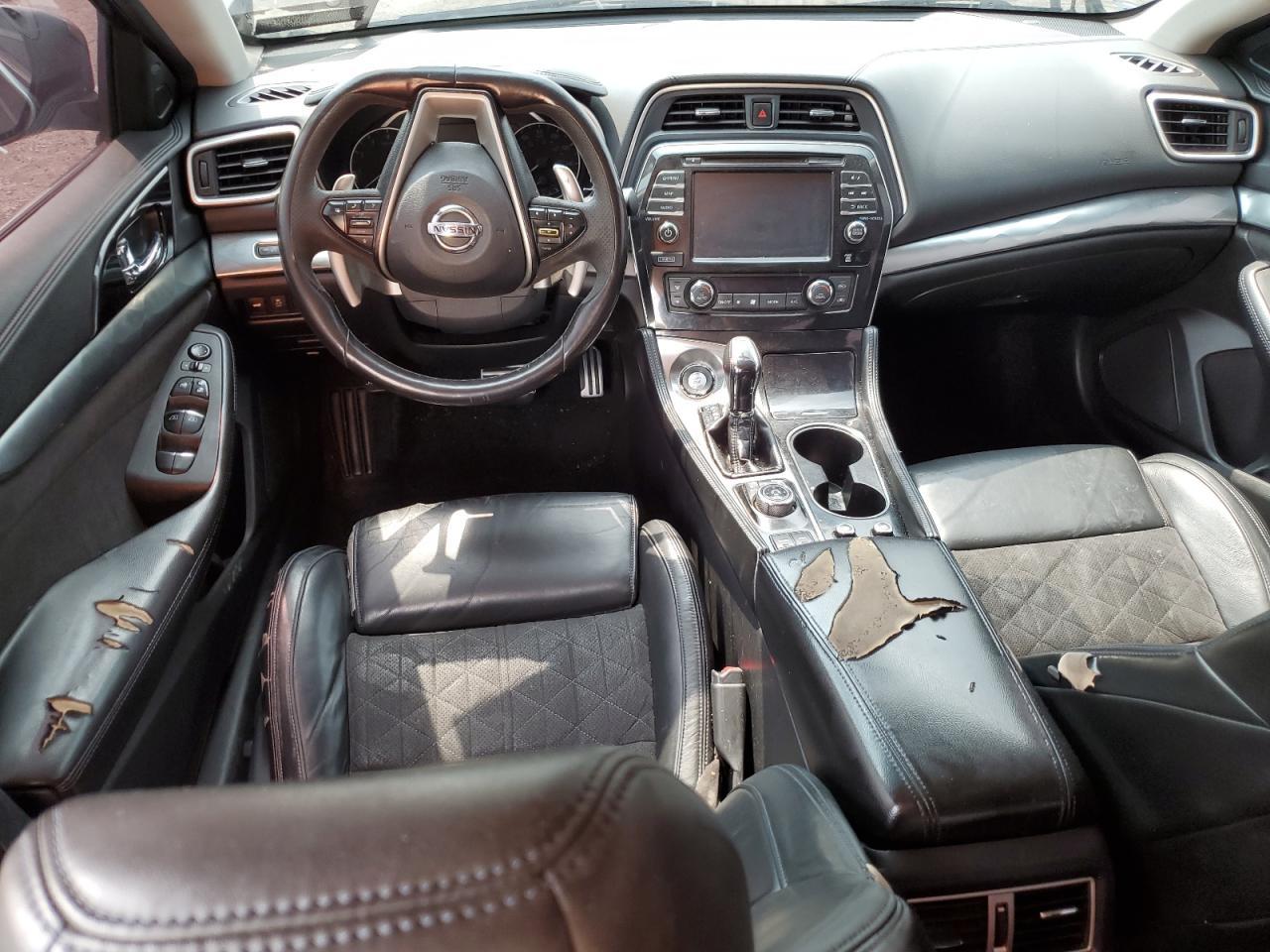 2016 NISSAN Maxima