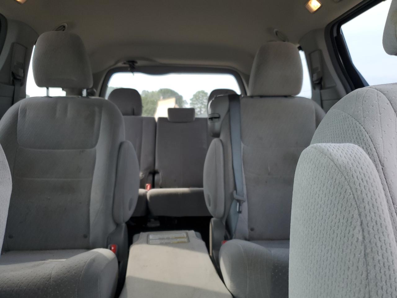 2015 TOYOTA SIENNA