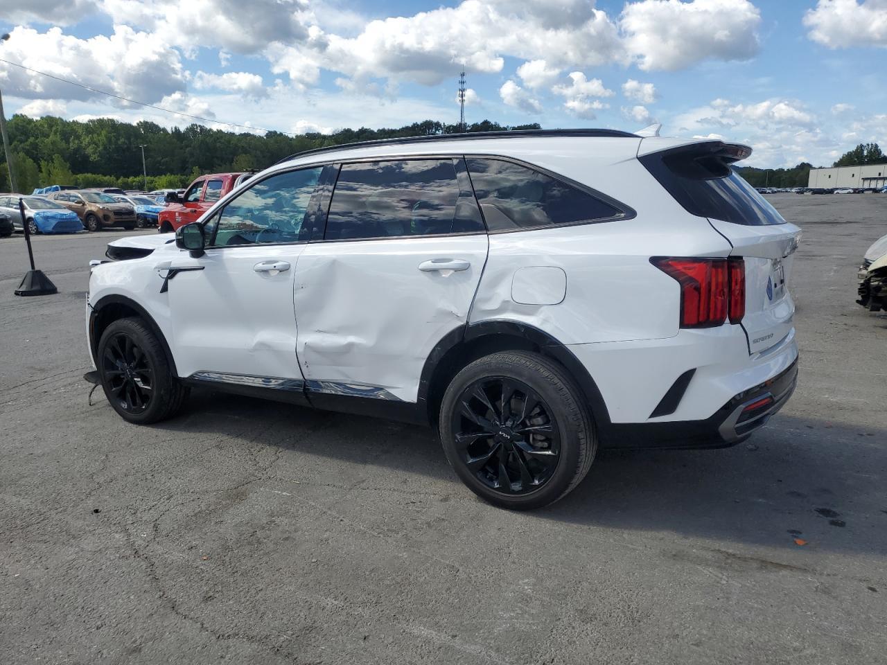 2023 KIA SORENTO