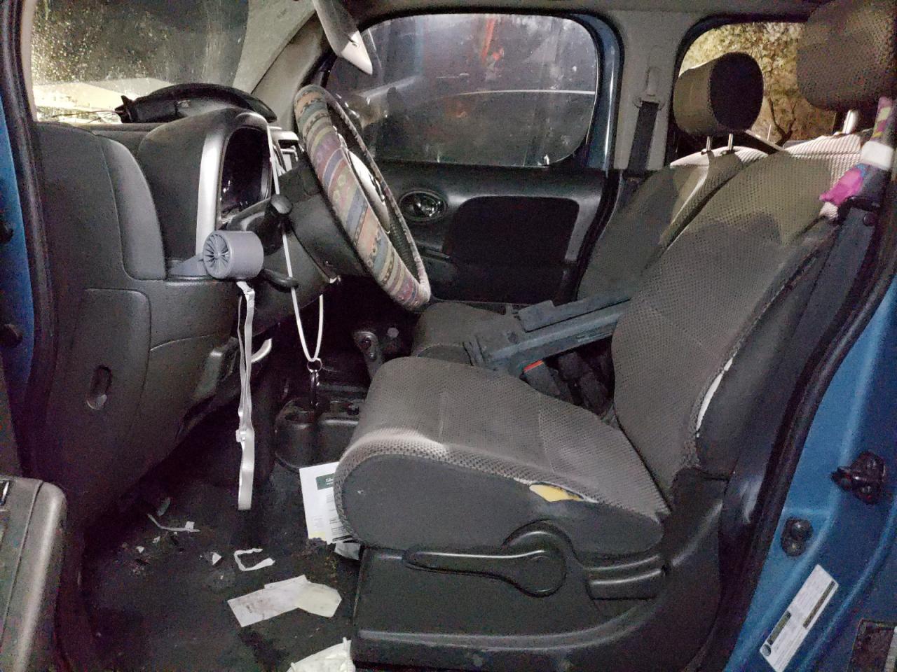 2011 NISSAN CUBE