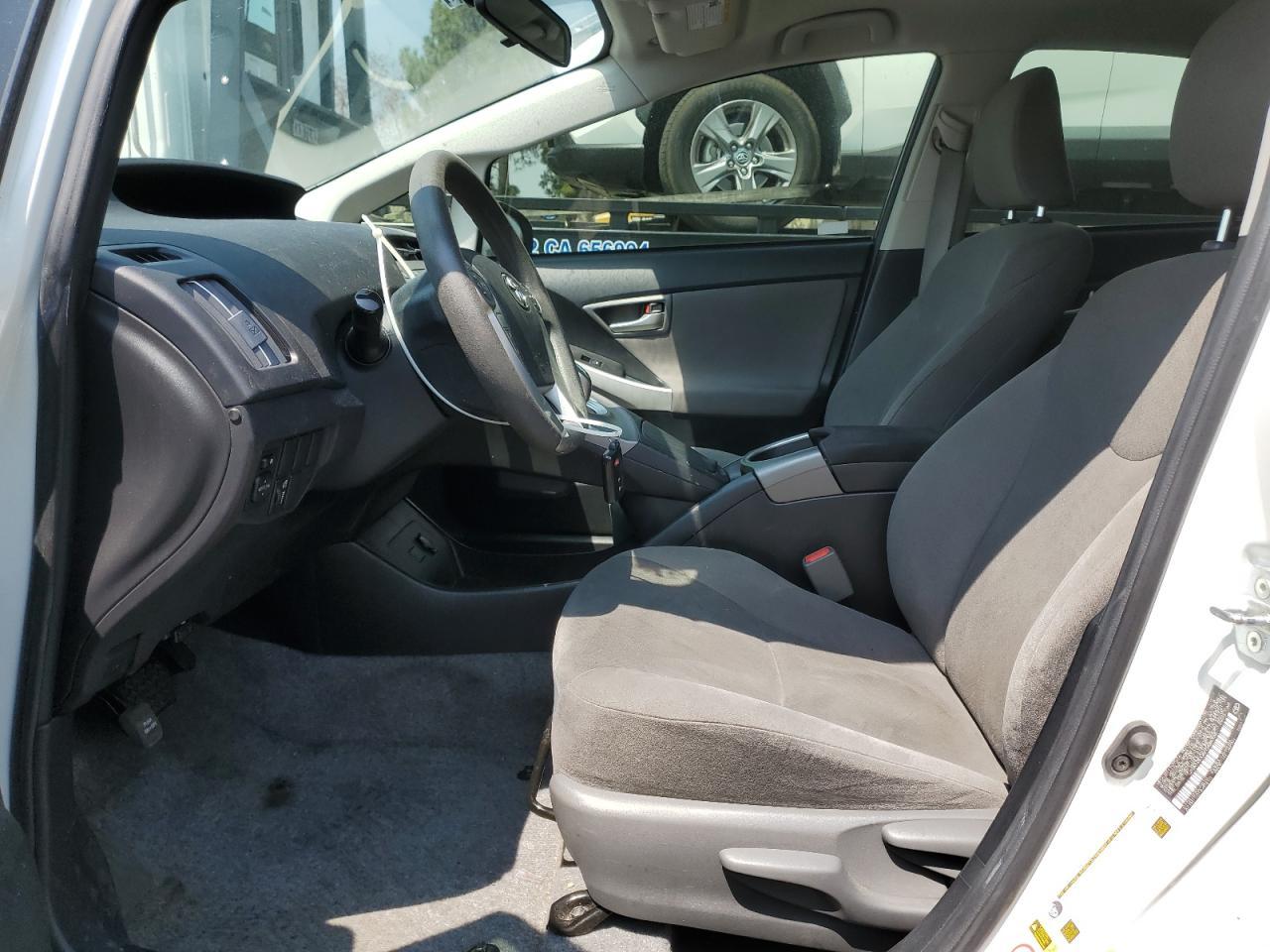 2015 TOYOTA PRIUS