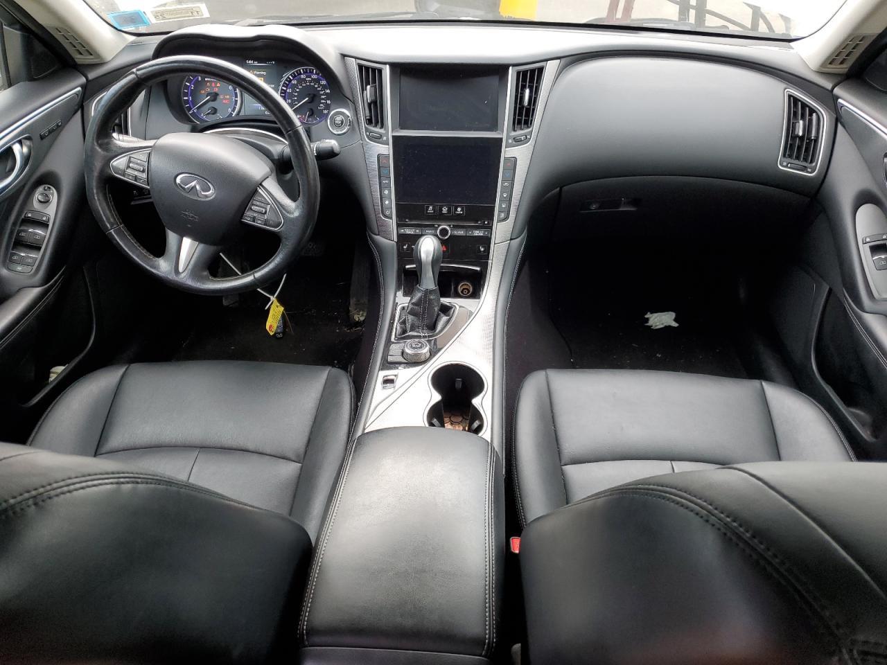 2016 INFINITI Q50