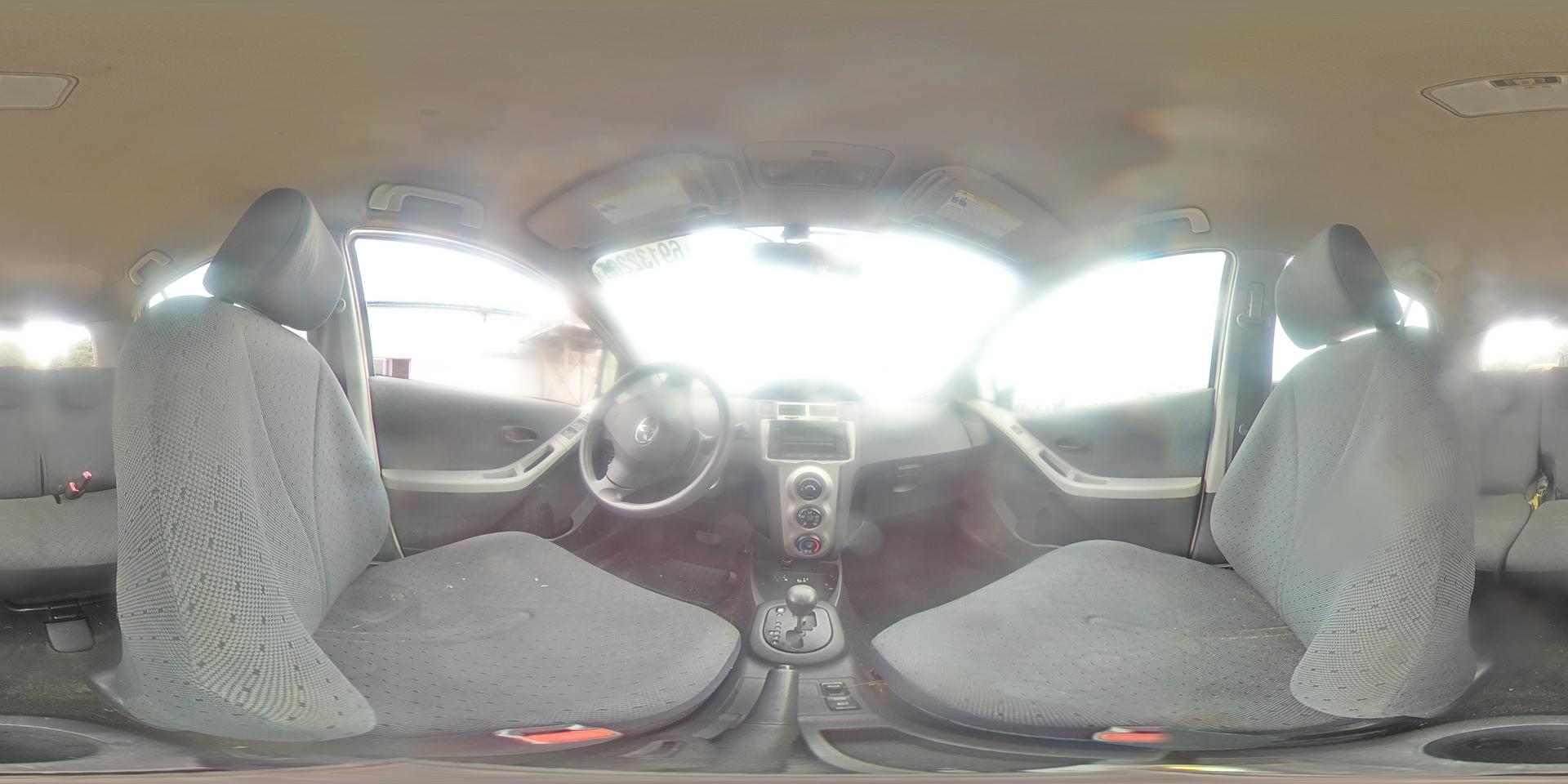 2011 TOYOTA YARIS