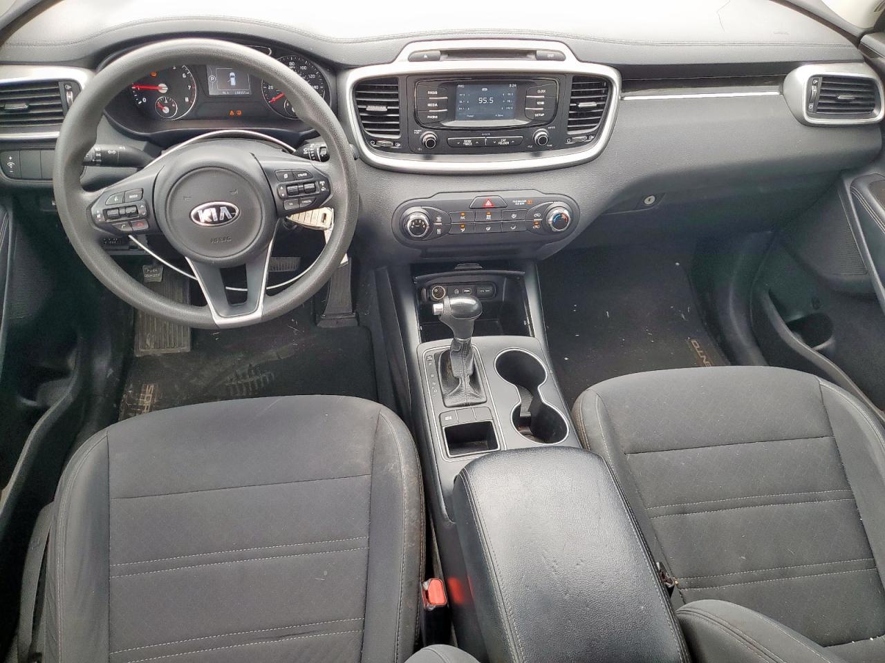 2016 KIA SORENTO