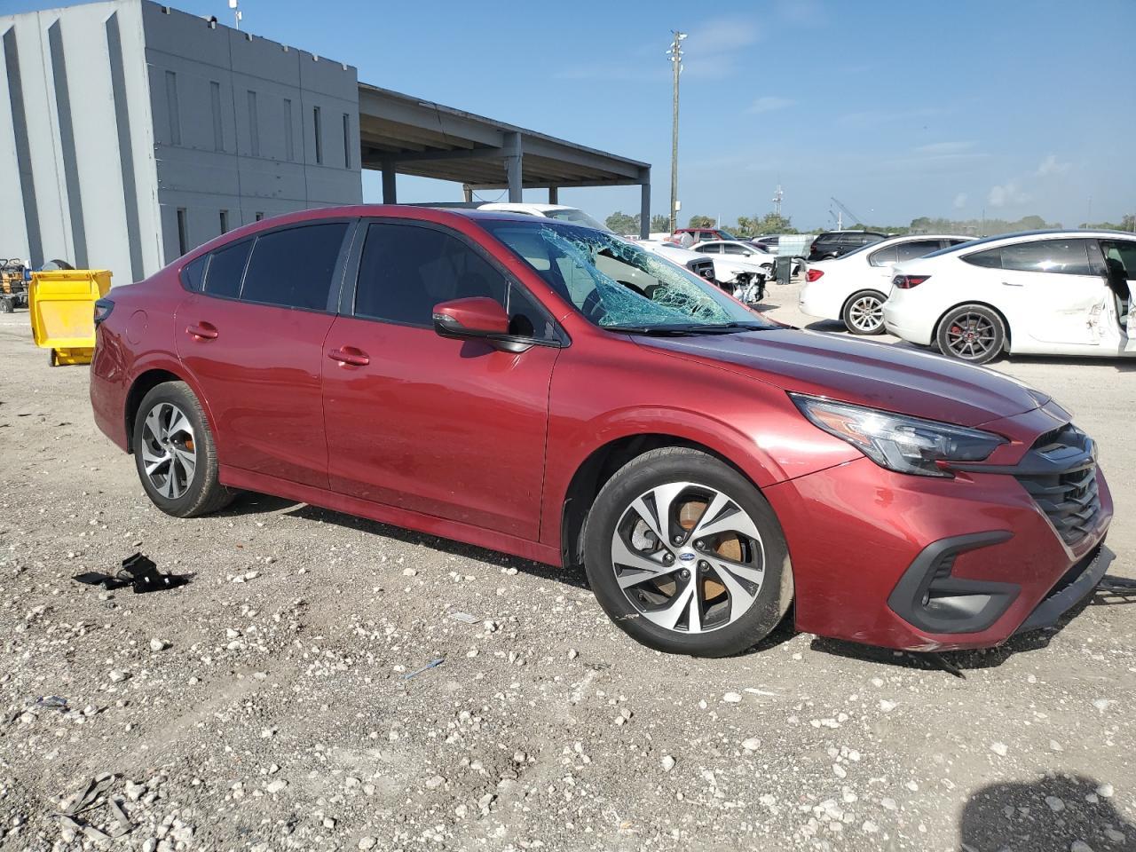 2024 SUBARU Legacy