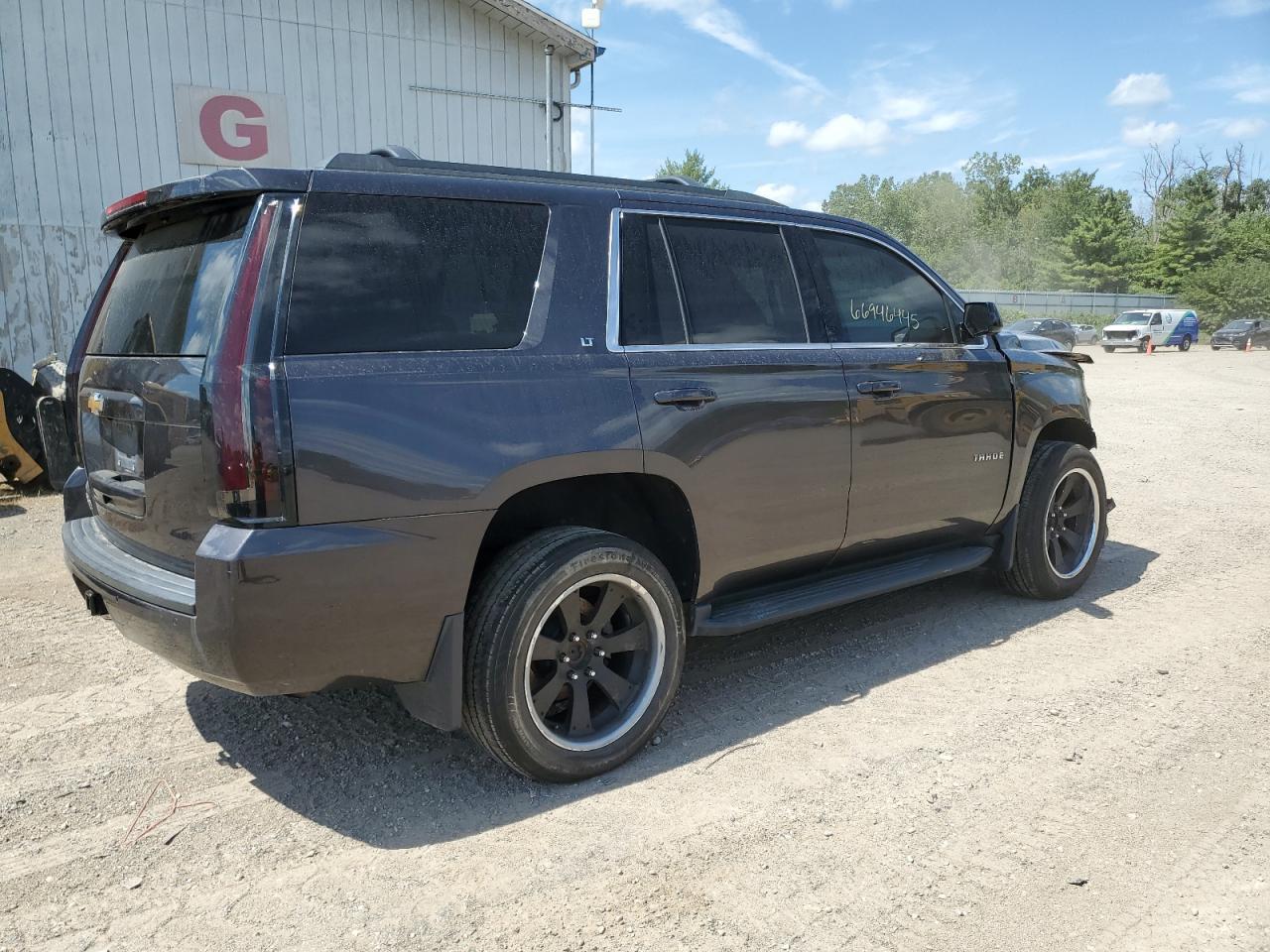2017 CHEVROLET Tahoe