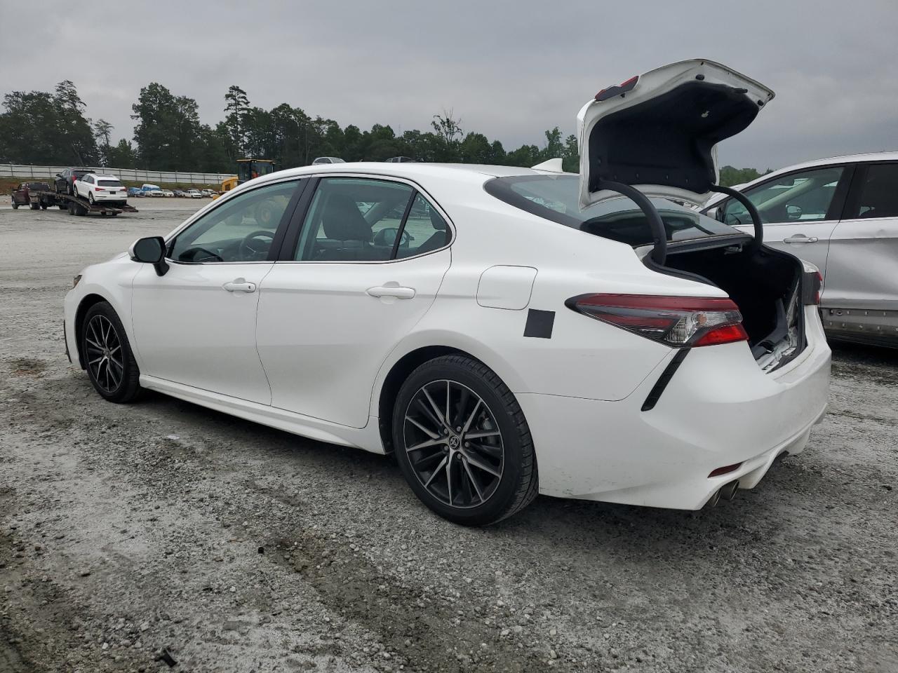 2023 TOYOTA CAMRY