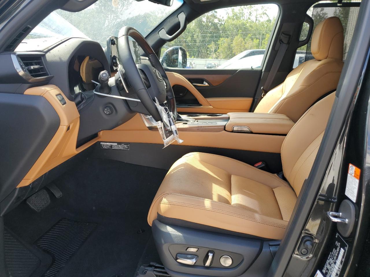 2024 LEXUS Lx