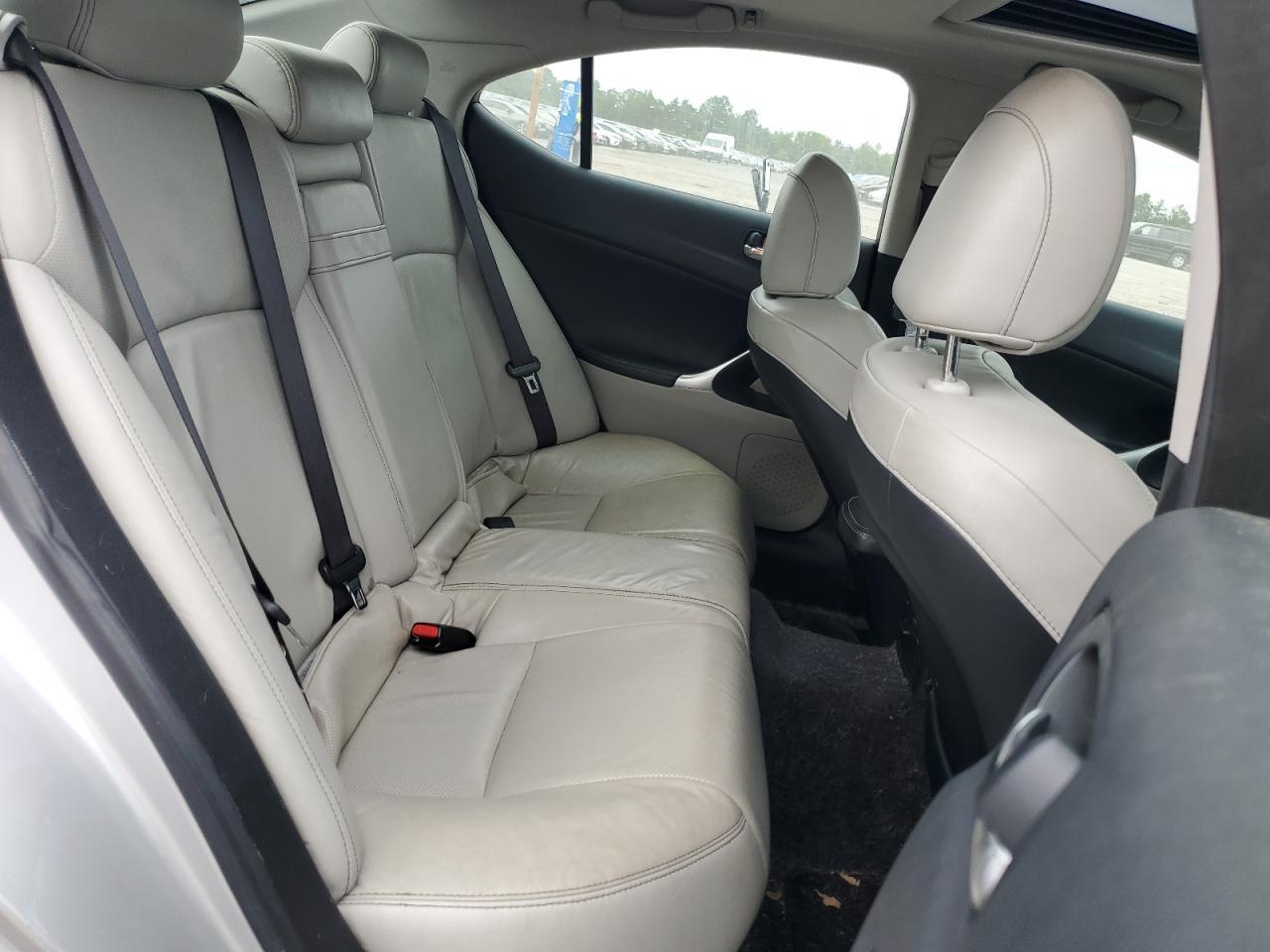2009 LEXUS IS 250