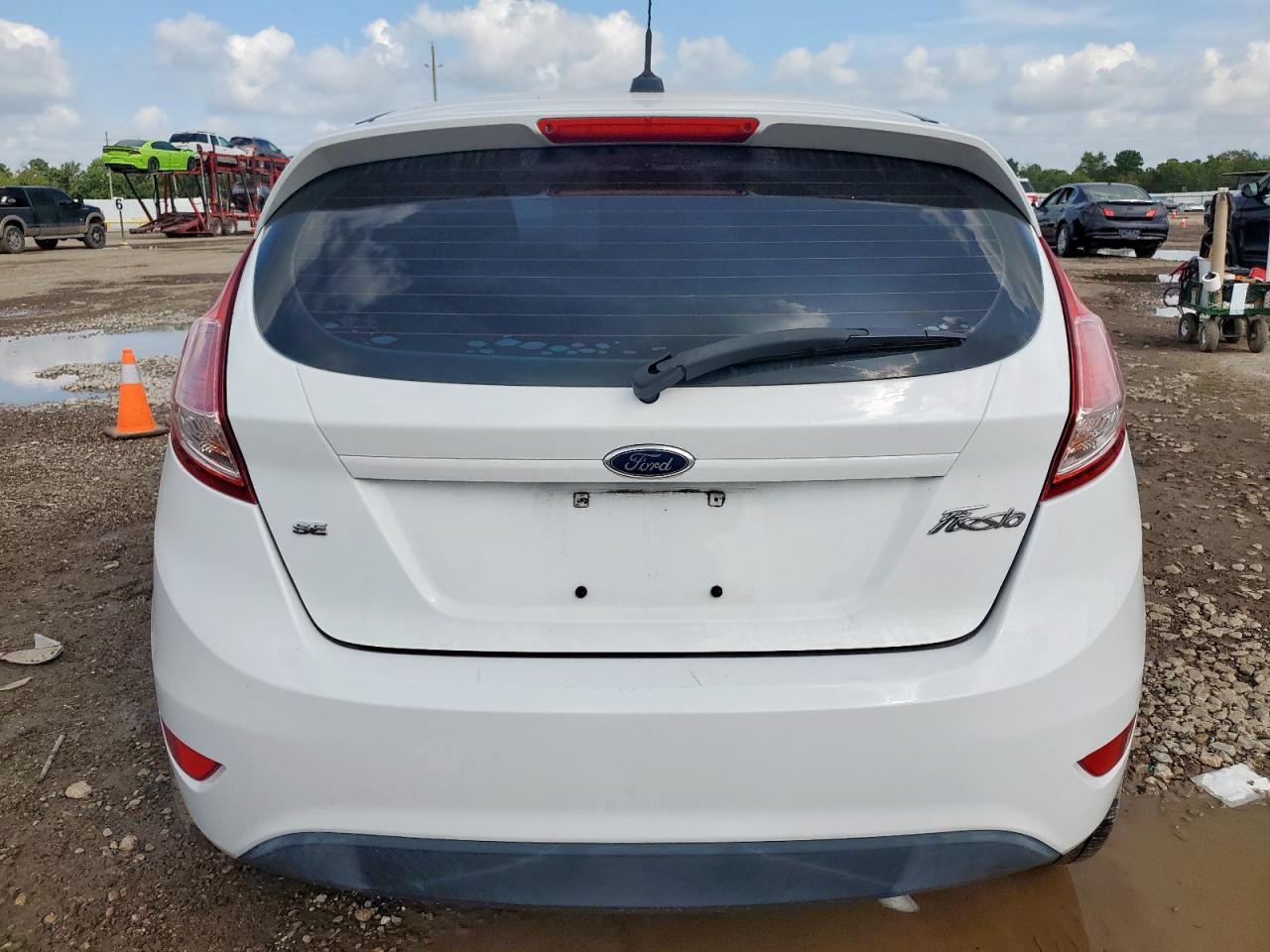 2016 FORD Fiesta
