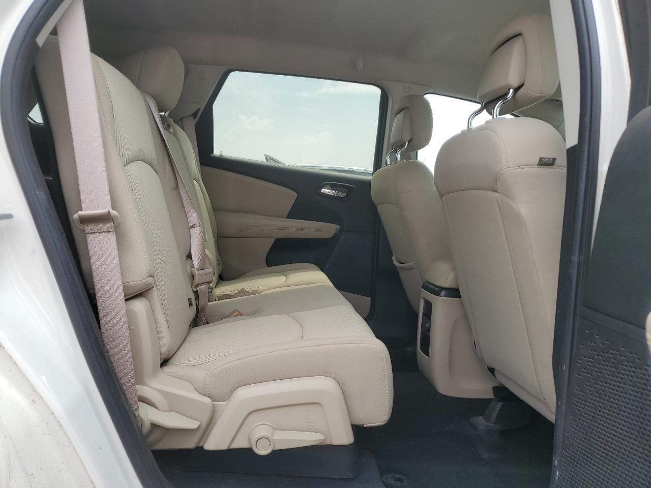 2011 DODGE JOURNEY