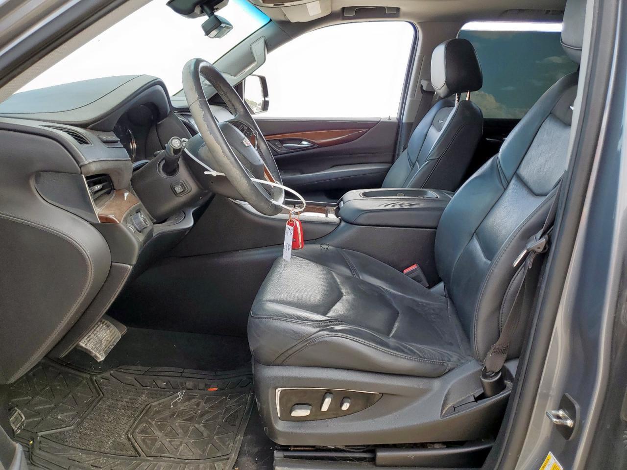 2018 CADILLAC ESCALADE