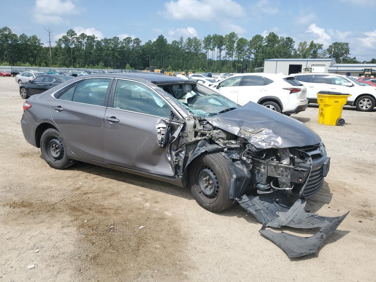 2017 TOYOTA CAMRY