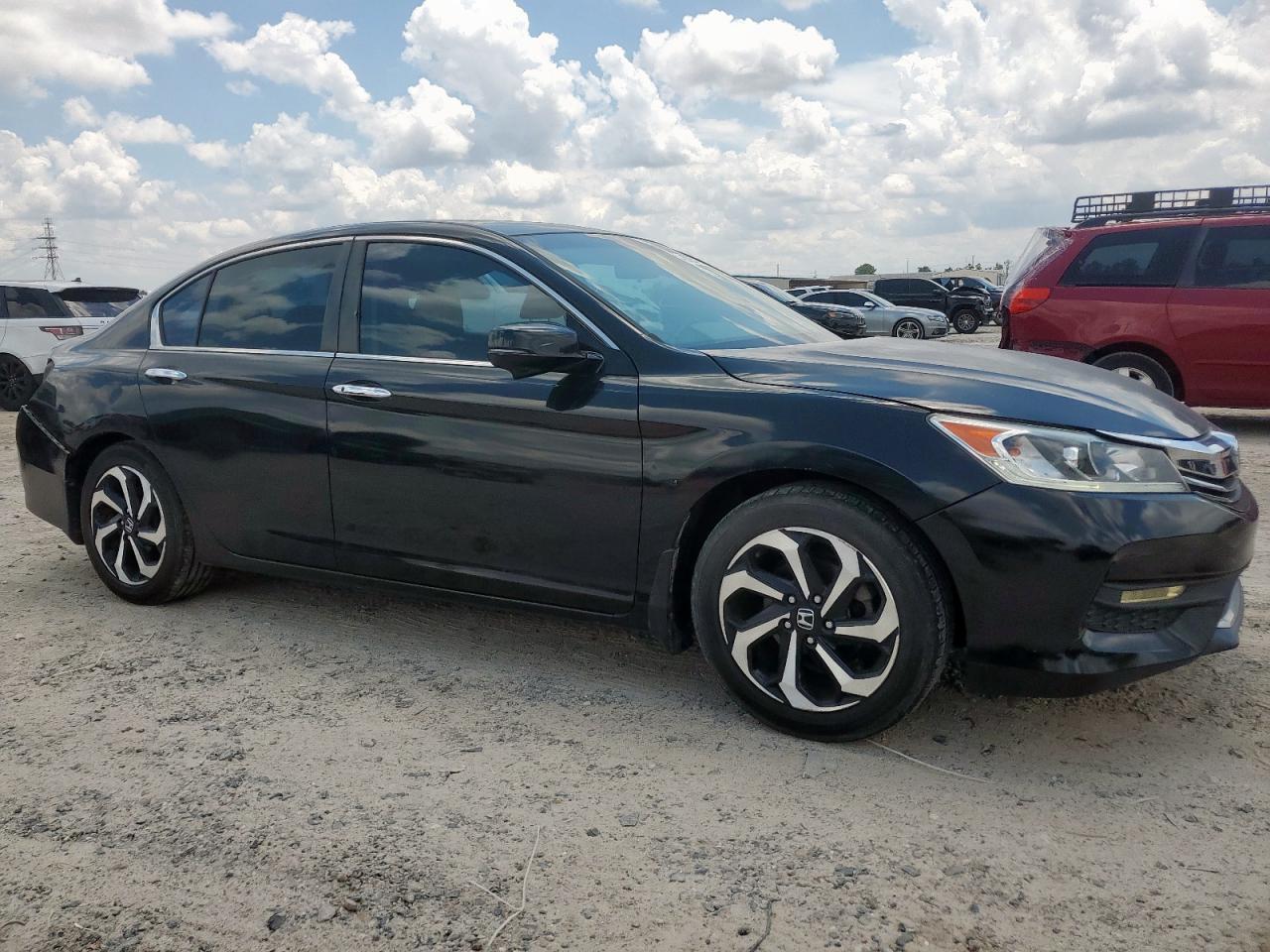 2017 HONDA ACCORD