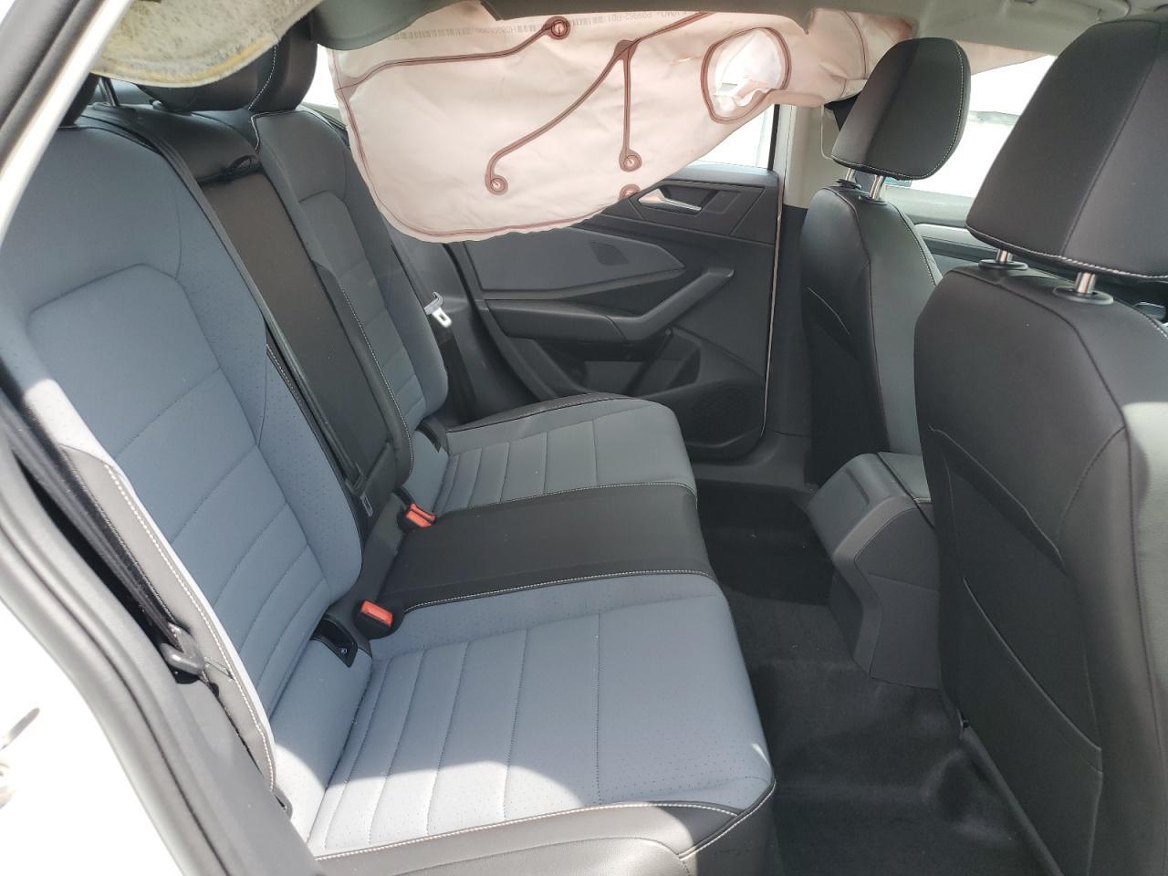 2025 VOLKSWAGEN JETTA