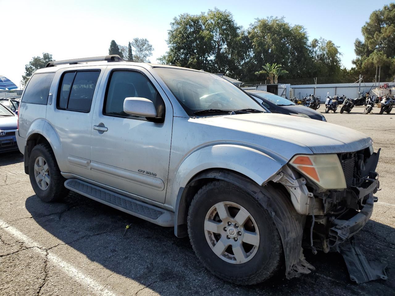 2005 NISSAN PATHFINDER