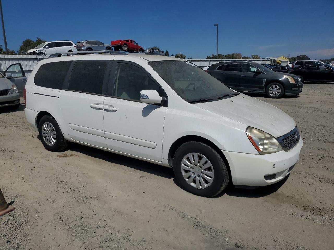 2011 KIA SEDONA
