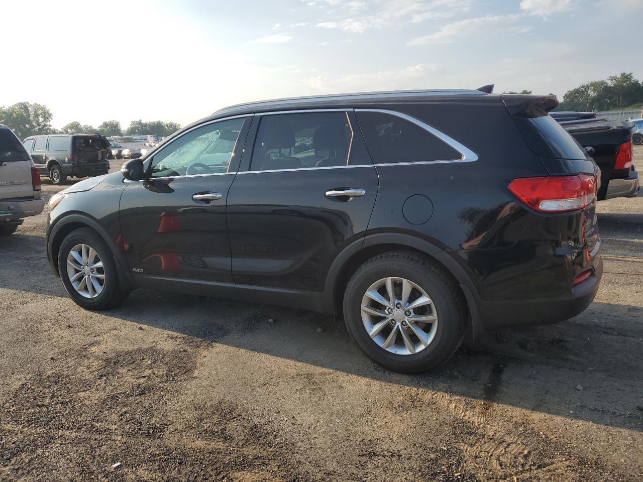 2016 KIA SORENTO
