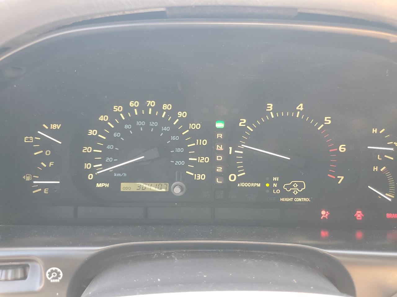 2001 LEXUS Lx 470