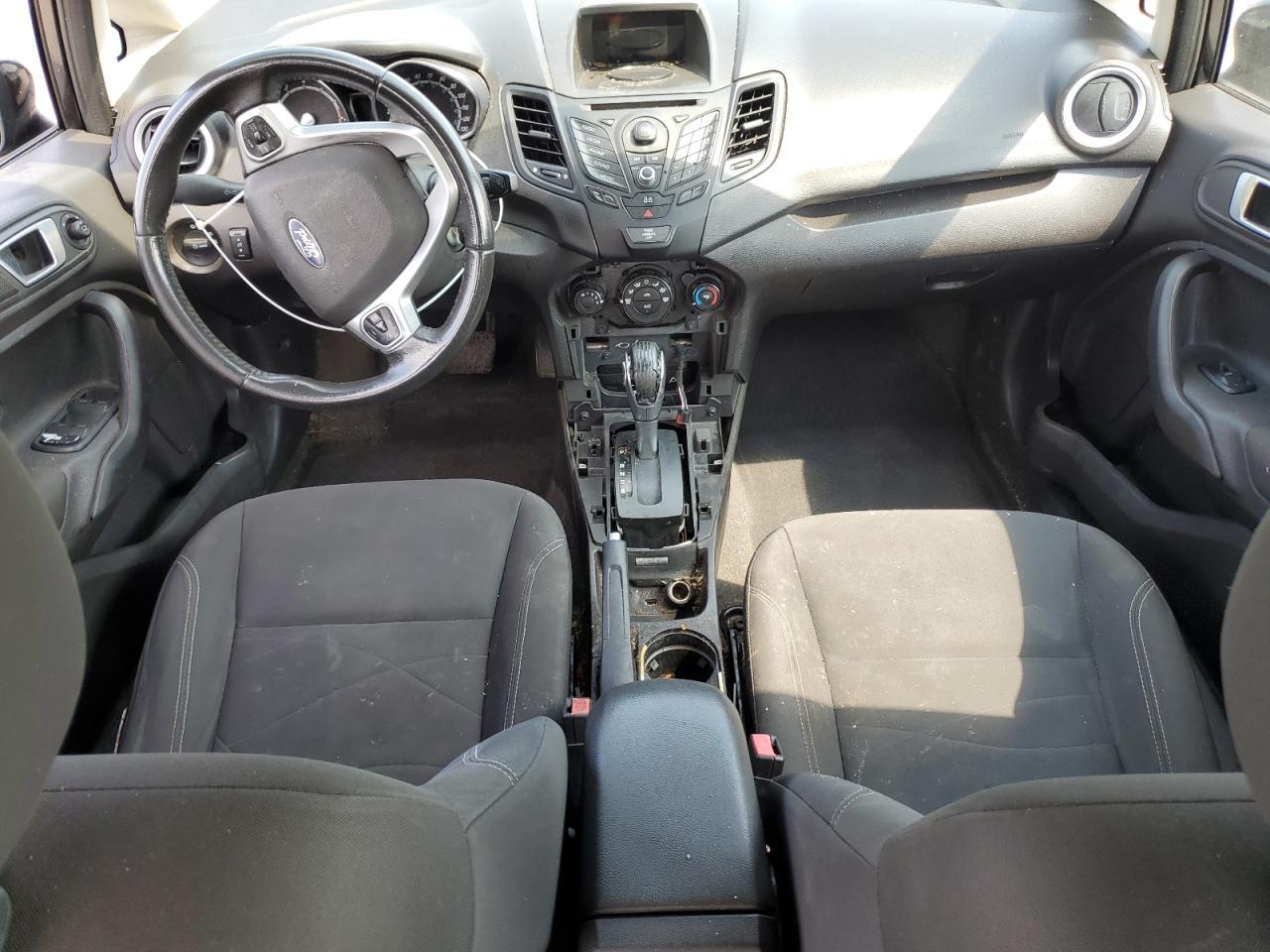 2014 FORD Fiesta