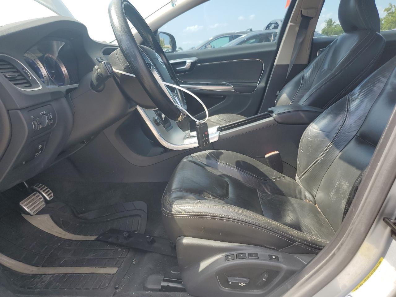 2012 VOLVO S60