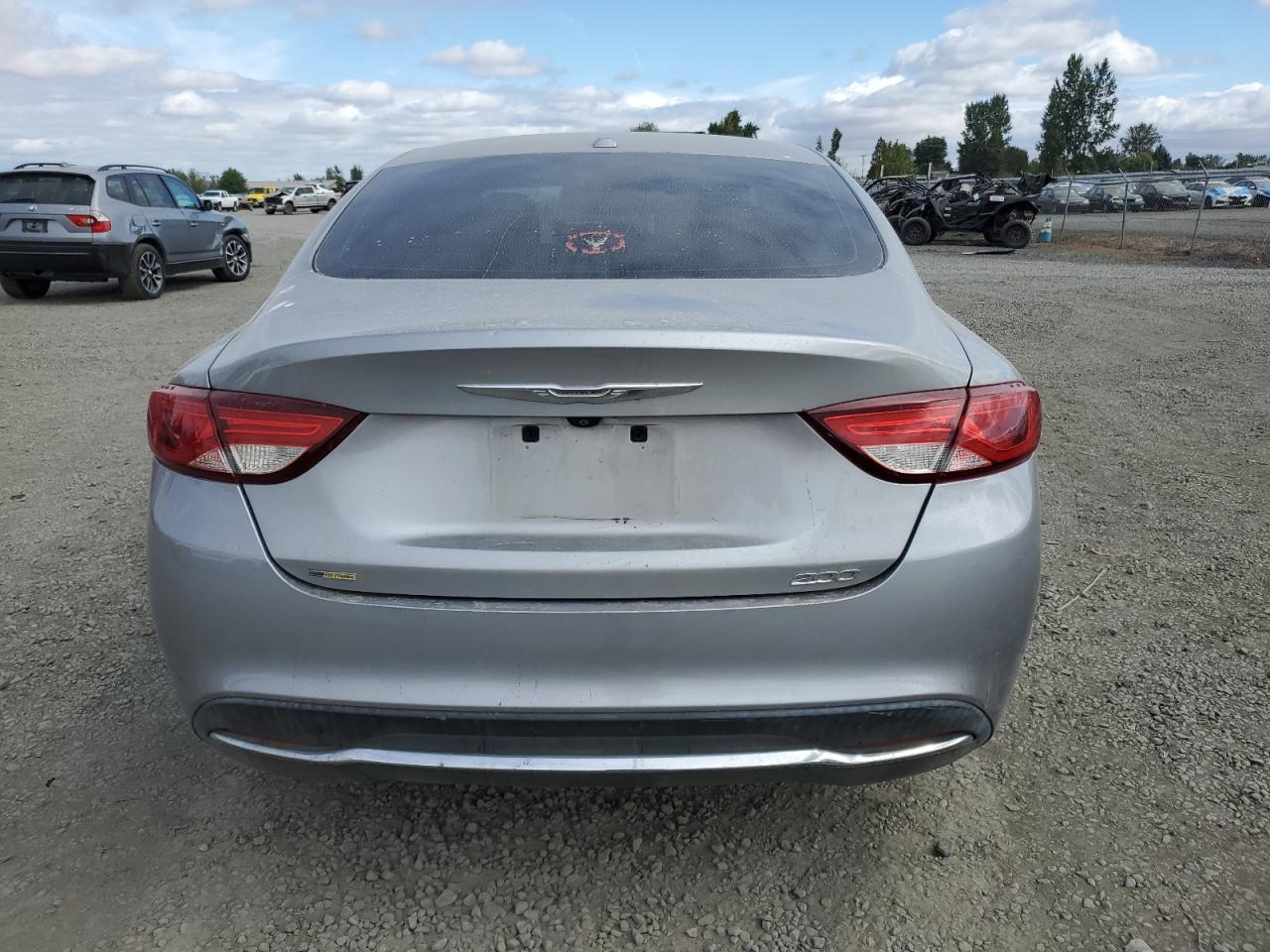 2015 CHRYSLER 200