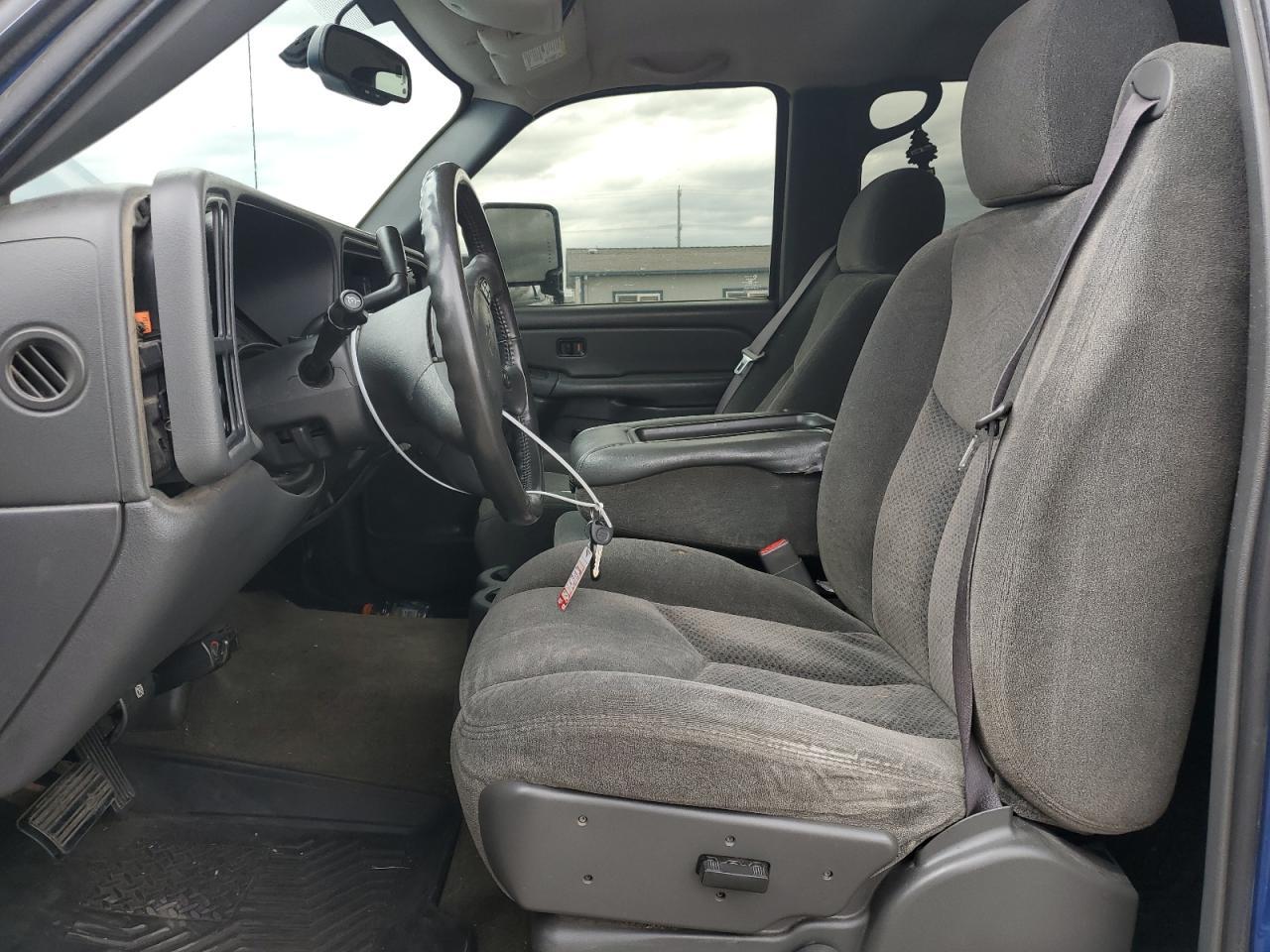 2004 CHEVROLET Silverado