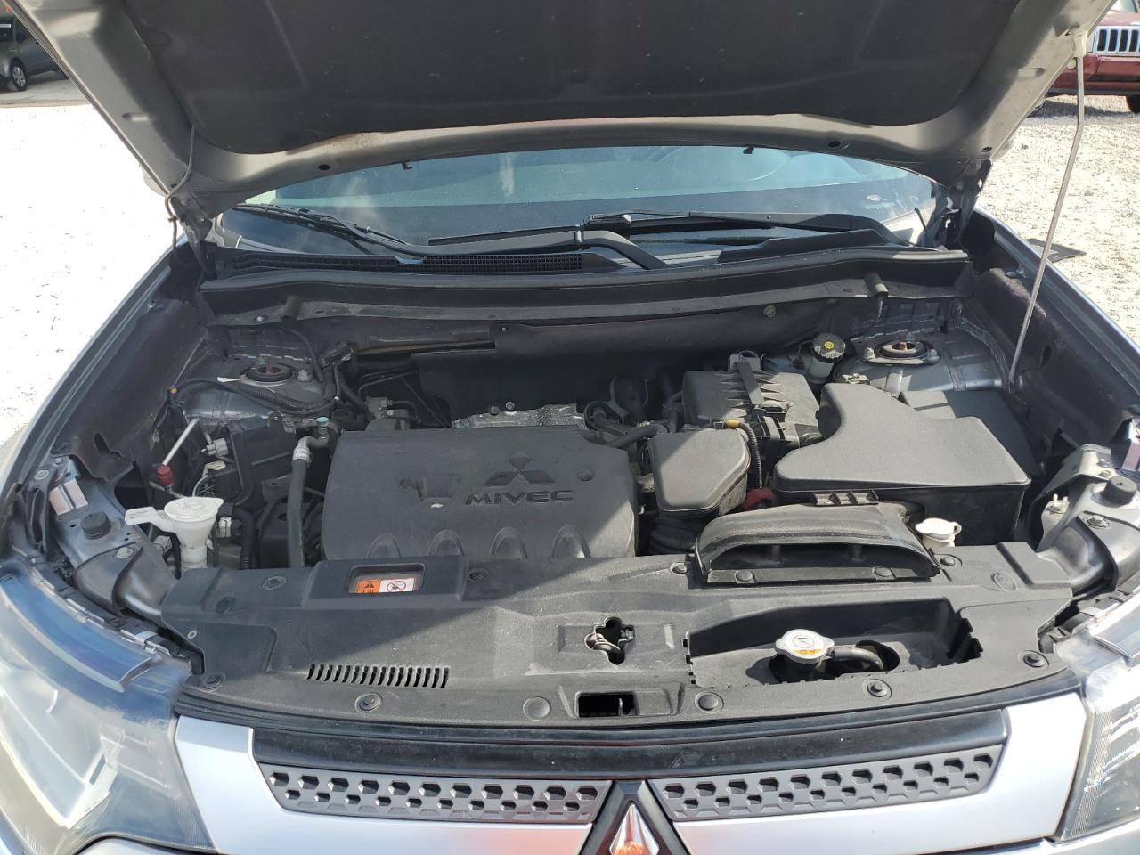 2019 MITSUBISHI outlander