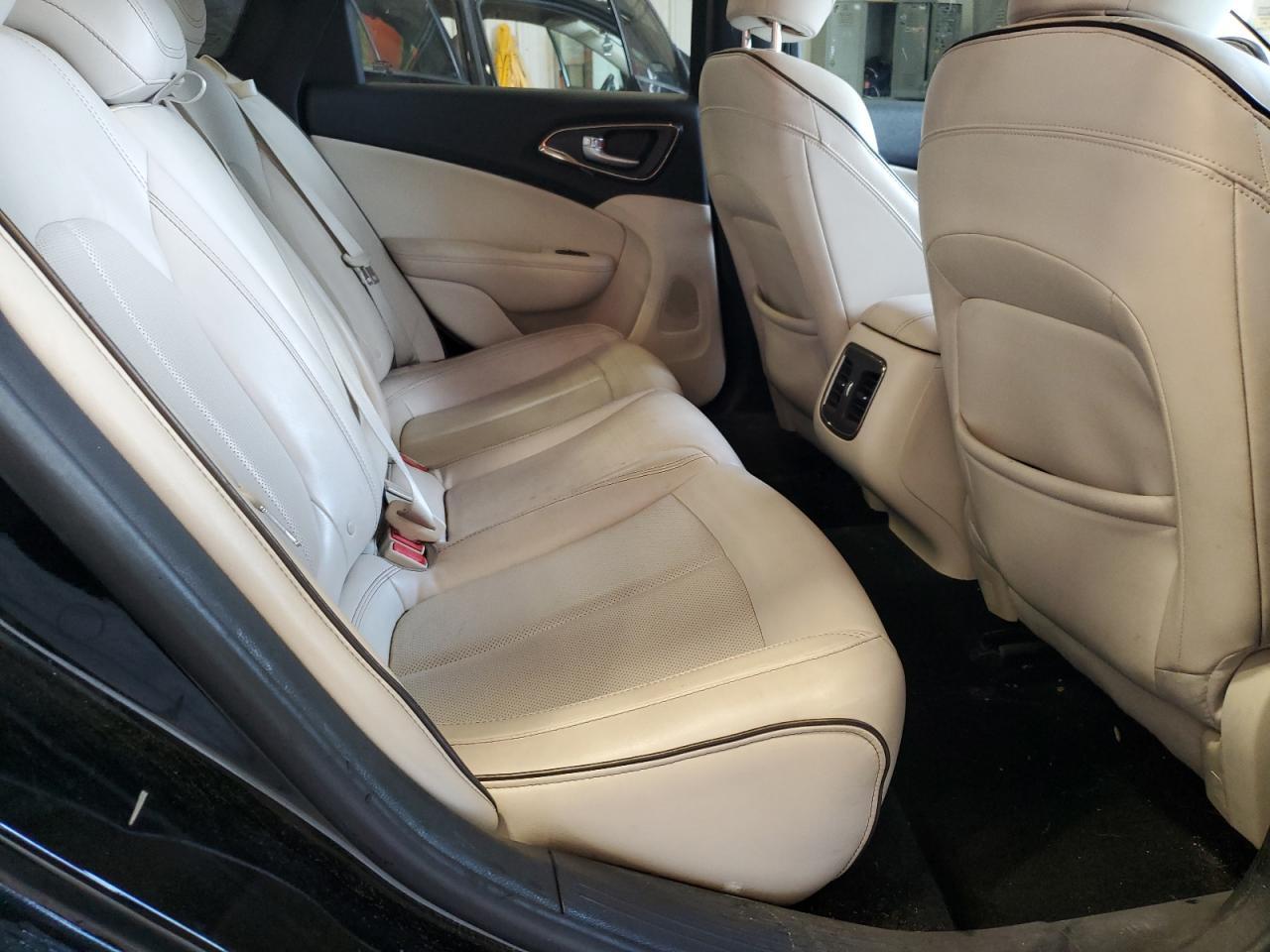 2015 CHRYSLER 200